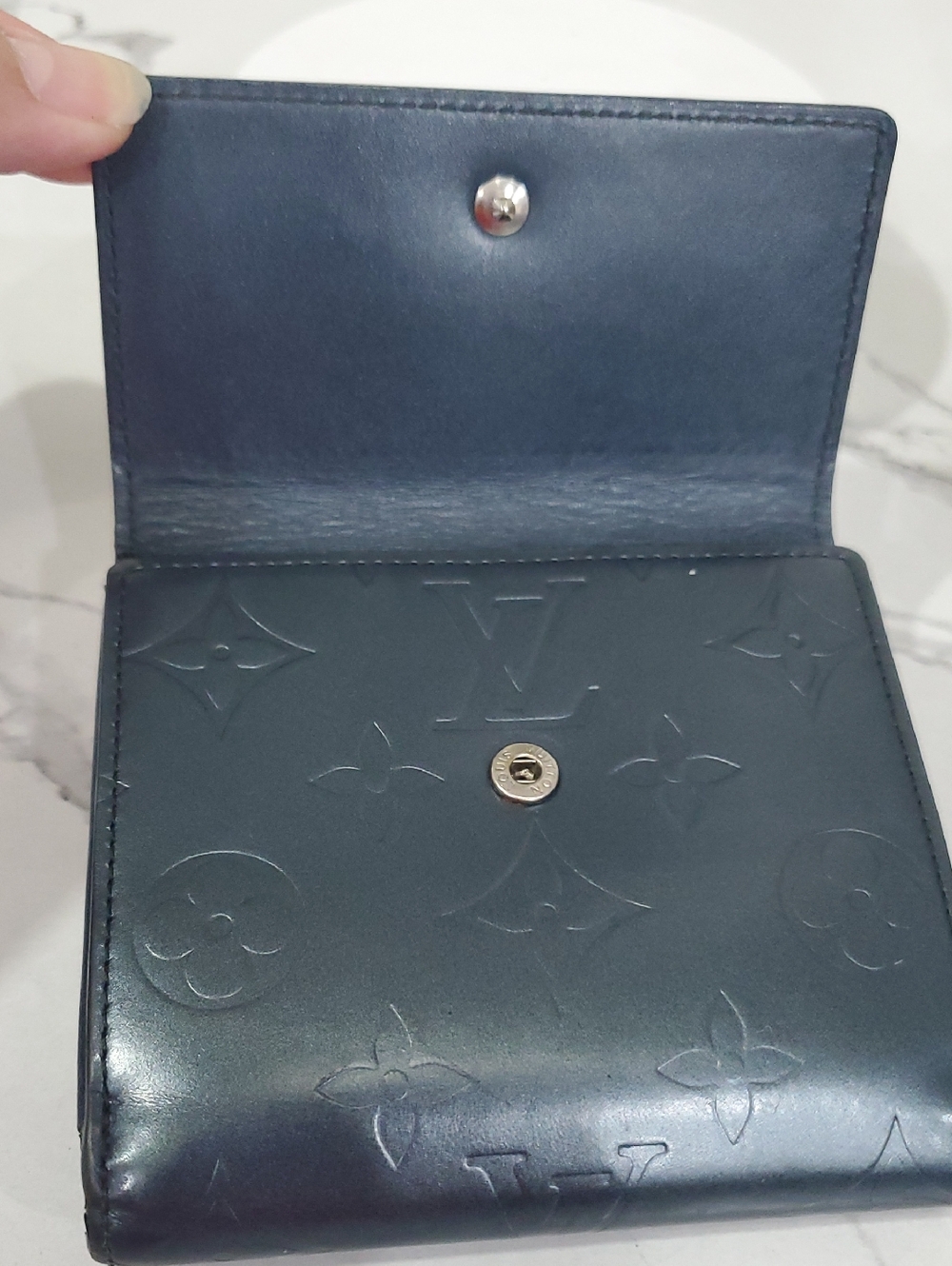 🇨🇵Louis Vuitton Charcoal Gray Matte Monogram Vernis Elise Trifold Wallet - Picture 11 of 16